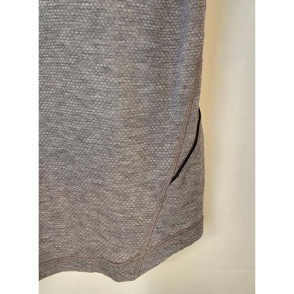 Lululemon Women's Relaxed Fit Short Sleeve | Gray Hexagon Knit Yoga Top Size 8 - Picture 4 of 7